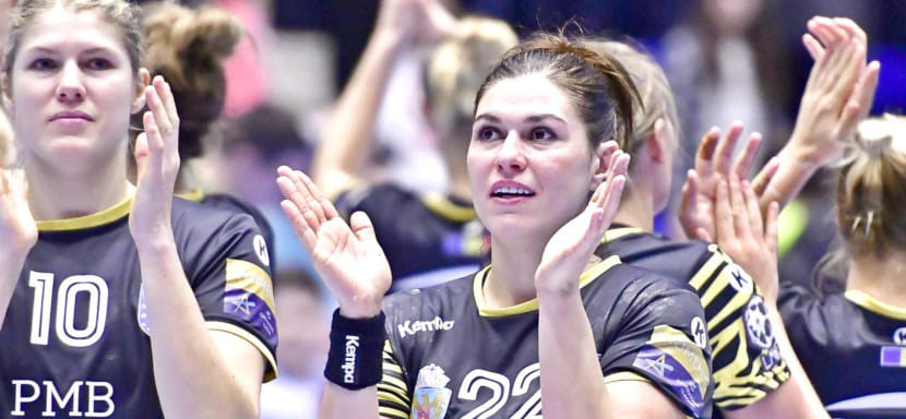 Румыния. Оана Маня: "Я соскучилась по гандболу! Буду играть под 22-м номером. Это было одним из условий прихода в "Рапид"