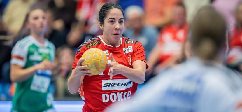 Дания. Левая крайняя "Эсбьерга" Бейза Тюркоглу приняла решение расторгнуть контракт с клубом по окончании сезона