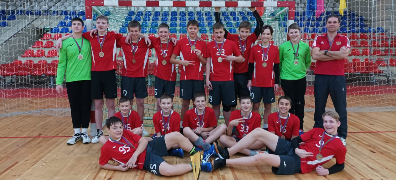 "Первая лига для нас — глоток воздуха". Станислав Дроботов — про то, как растёт молодёжь на Кубани