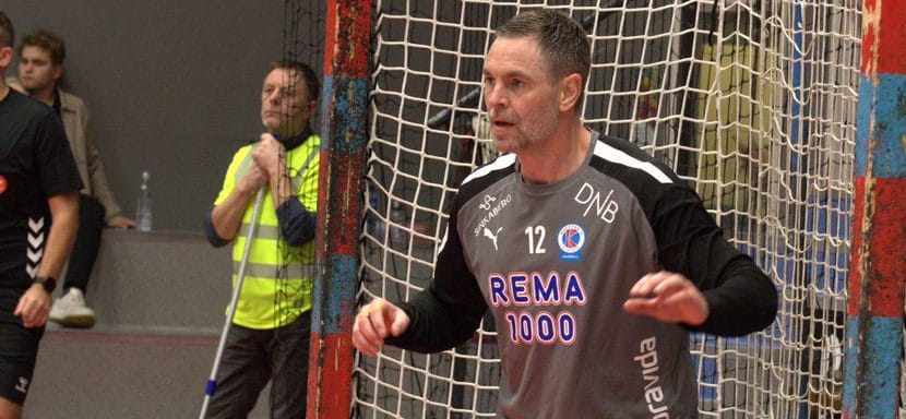 Норвежский "Кольстад" объявил о расставании со шведским вратарём Андреасом Паличкой