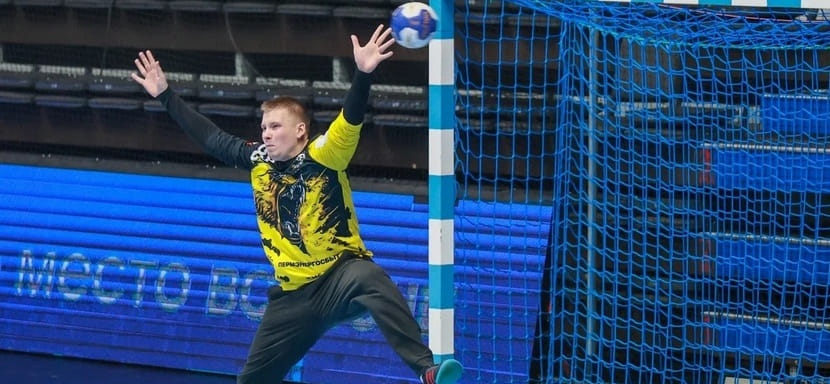 Olimpbet Суперлига. Официально. Голкипер "Пермских медведей" Александр Попов остаток сезона проведёт в уфимском "Акбузате"