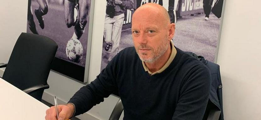 Главный тренер "Порту" швед Магнус Андерссон продлил контракт с клубом до лета 2024 года