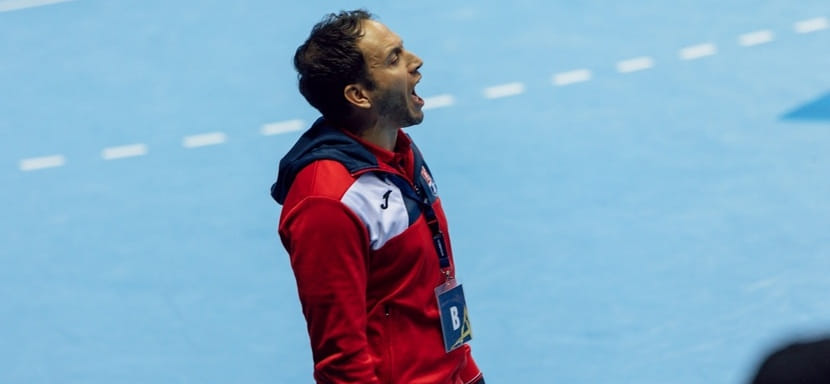 Лига чемпионов. Рауль Алонсо: "В игре с "Эльверумом" где-то повезло, плюс здорово проявил себя капитан Иван Пешич"