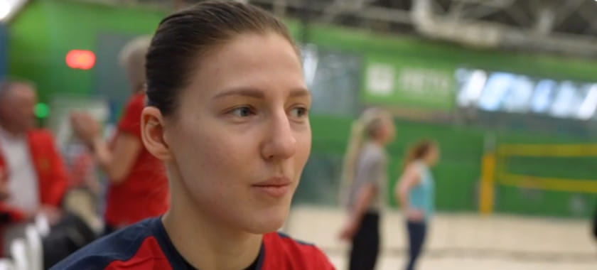 Пляжный гандбол. Вероника Чипула: "Нагрузки в "пляжке" больше — одышка уже после пары упражнений" (ВИДЕО)