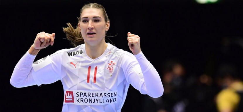 Венгрия. Официально. "Дьер" подтвердил подписание контракта с 27-летней полусредней датского "Виборга" Лине Хаугстед