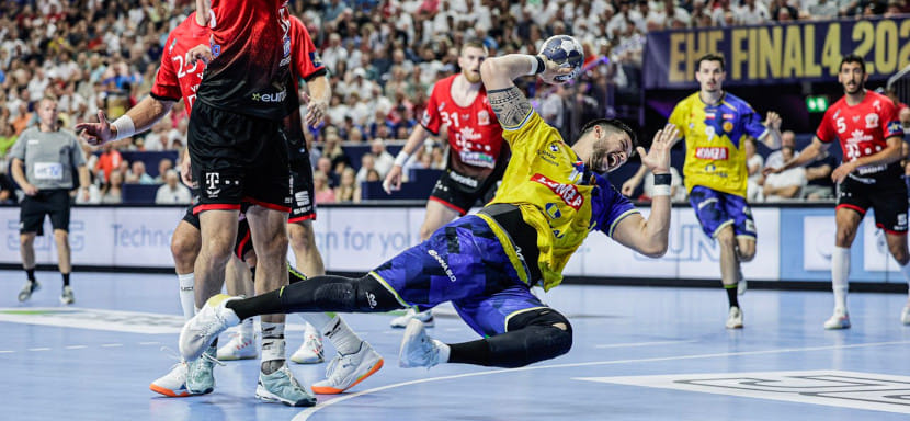 Лига чемпионов. Николя Турна после победы в полуфинале: "С Артёмом Корольком делим время поровну. Мы оба провели хороший матч"