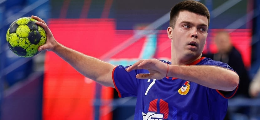 Юлиан Гирик: "В Париже нас ждёт результативная игра, в которой каждая из сторон забросит не менее 30 мячей"