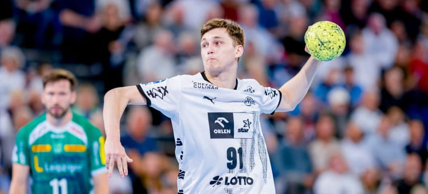 "Теперь мы близки к тому, чтобы он играл за "Веспрем". Правый крайний "Киля" Бенце Имре может продолжить карьеру на родине