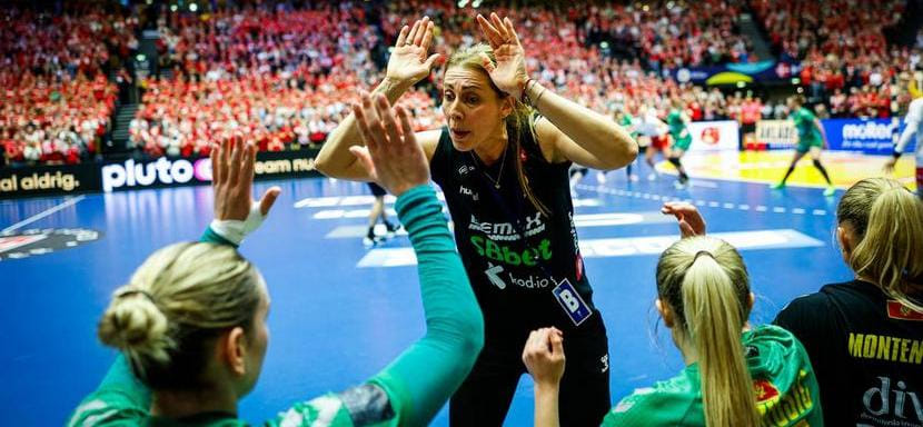 Главный тренер черногорской "Будучности" Бояна Попович будет ассистировать Хелле Томсен в женской сборной Дании