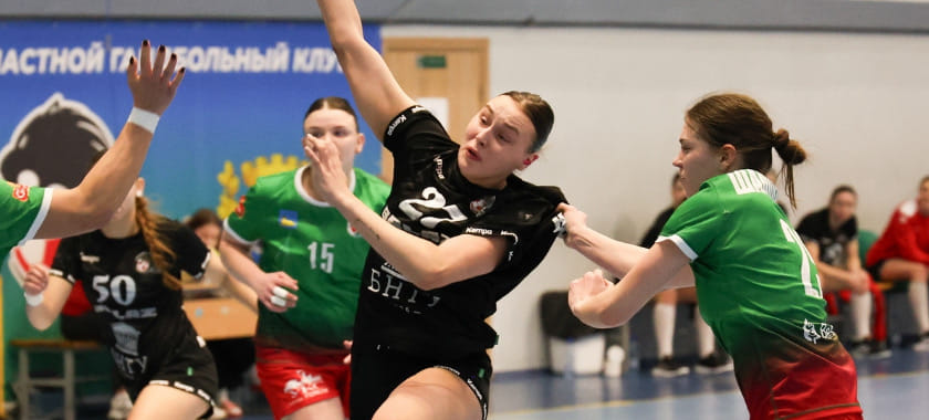 Пас-конфетка от Редьки, гол россиянки — и "Гомель" побеждает БНТУ-БелАЗ! Как закончилось белорусское класико