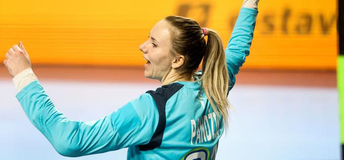 Румыния. Голкипер сборной Словении Амра Панджич будет защищать ворота "Байя-Маре" вместе с россиянкой Еленой Уткиной