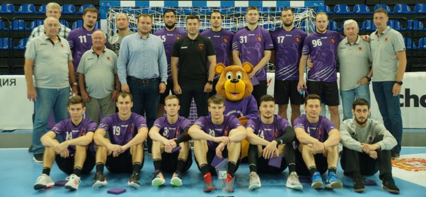 Кубок губернатора. Одной правой лапой! Трофей остался у "медведей" в Подмосковье