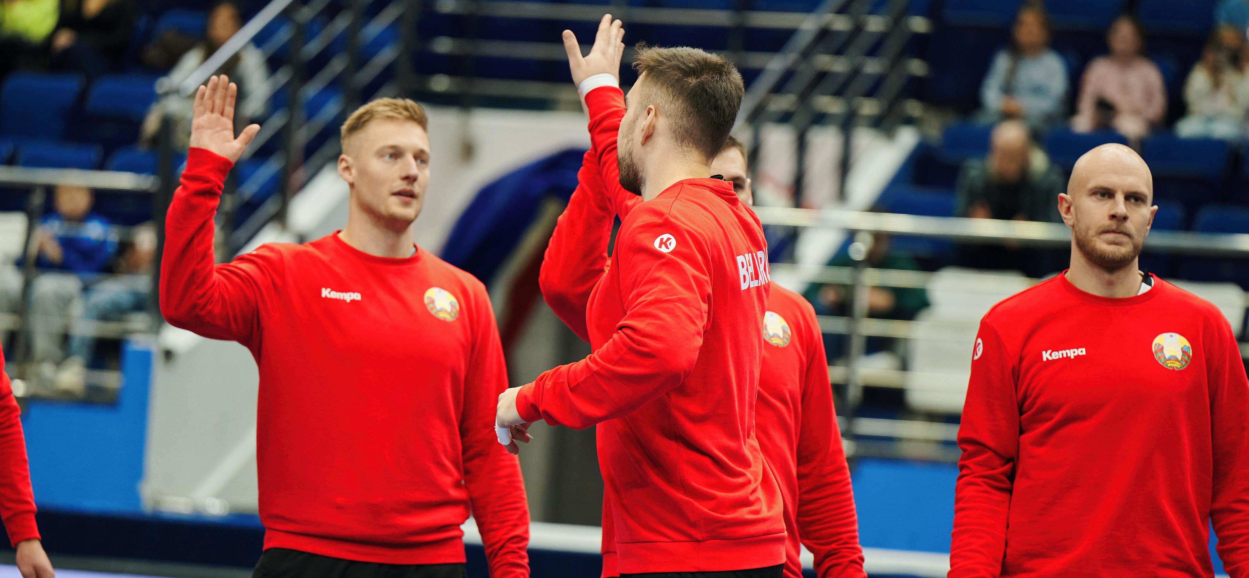 Сборная Беларуси уверенно обыграла команду России и заняла первое место на международном турнире в Минске