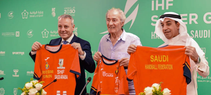 Федерации гандбола Испании и Саудовской Аравии подписали соглашение о сотрудничестве. Одна из целей — продвижение женского спорта
