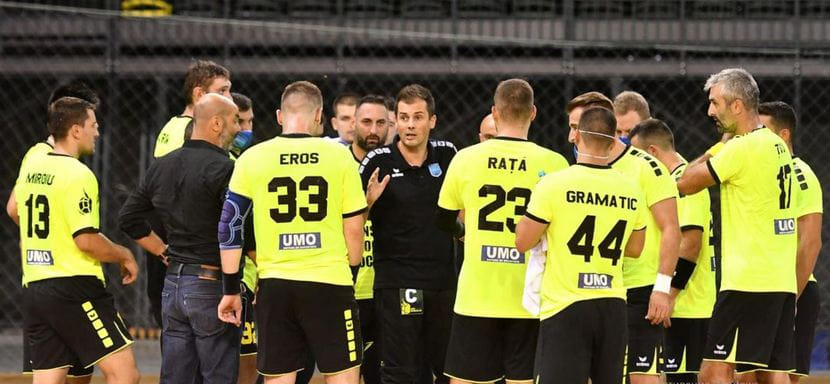 Румыния. “Фокшаны” исключены из тура в Сфынтул-Георге вслед за "Бакэу" и "Ботошани". Команда получит пять технических поражений и штраф $10 000