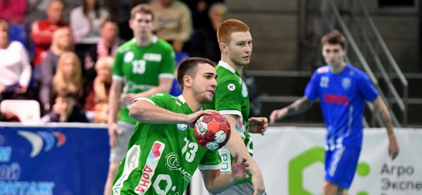 Olimpbet Суперлига. "Каустик" одержал первую победу в сезоне, в матче с 77 голами обыграв "Скиф". Андрей Воробьёв в дебютной встрече отличился 10 раз