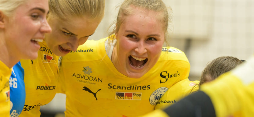 Дания. "Нюкебинг" одержал четырнадцатую победу в сезоне, переиграв в гостях "Силькеборг"