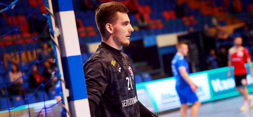 Беларусь. Двойное спасение Ильи Усика болельщики "Бреста" назвали лучшим сейвом по итогам апреля (ВИДЕО)