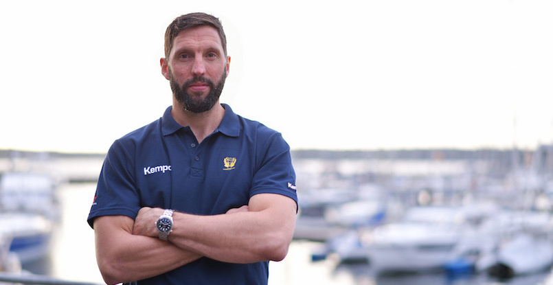 Линейный "Фленсбурга" Тобиас Карлссон, завершающий карьеру по окончании сезона, будет менеджером сборной Швеции