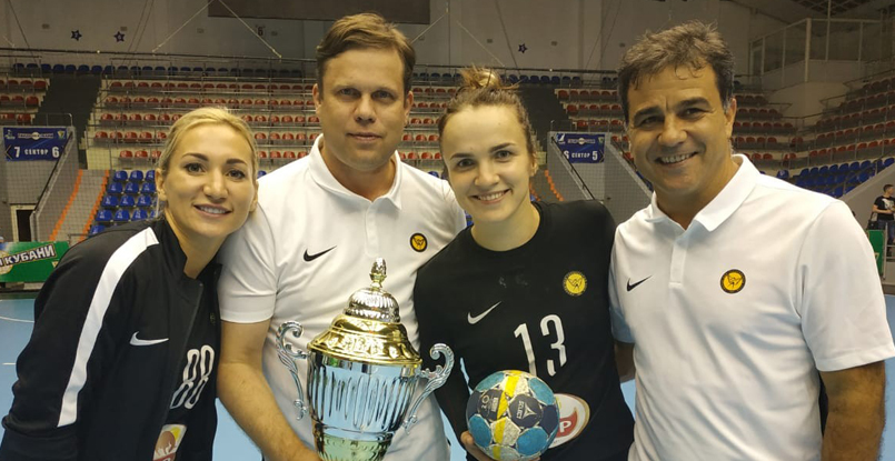 Краснодар. Суперкубок. Влад Радимов болел за сестер Вяхиревых