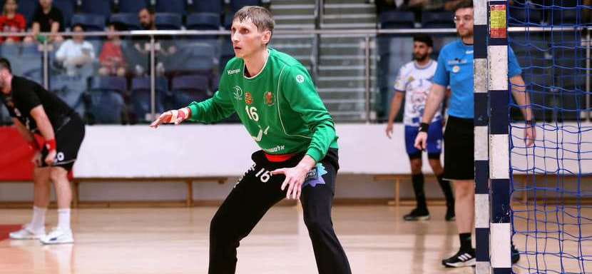 Израиль. Белорусы вратарь Александр Маркелов и правый полусредний Владислав Барилов покидают "Хапоэль" и "Холон" соответственно