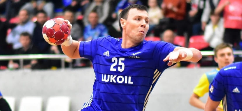 Россия. Роман Цокол завершил игровую карьеру. Он будет работать тренером по ОФП в дубле "Виктора" и в ставропольской школе гандбола