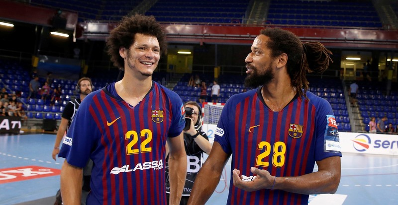 Чемпионат Испании. "Барселона" одержала шестнадцатую победу подряд, разгромив аутсайдера