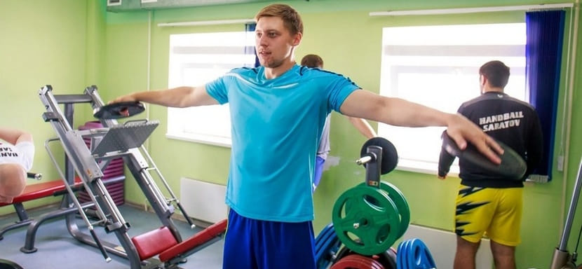 Olimpbet Суперлига. Кирилл Гончаренко: "Предложений было несколько, но решил выбрать Саратов, который выходил на меня ещё года два назад"