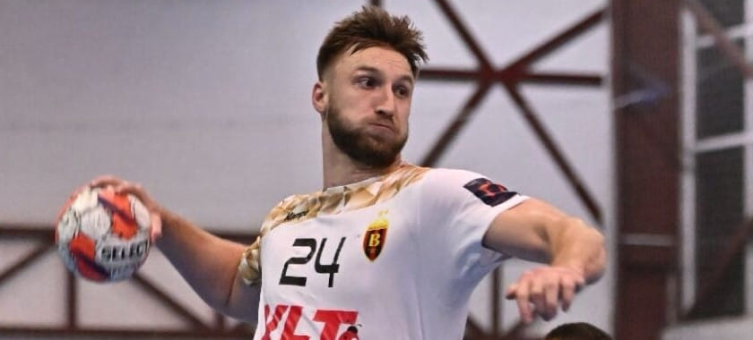 Недавно получивший македонское гражданство полусредний "Вардара" Дмитрий Горига может продолжить карьеру в "Берлине"