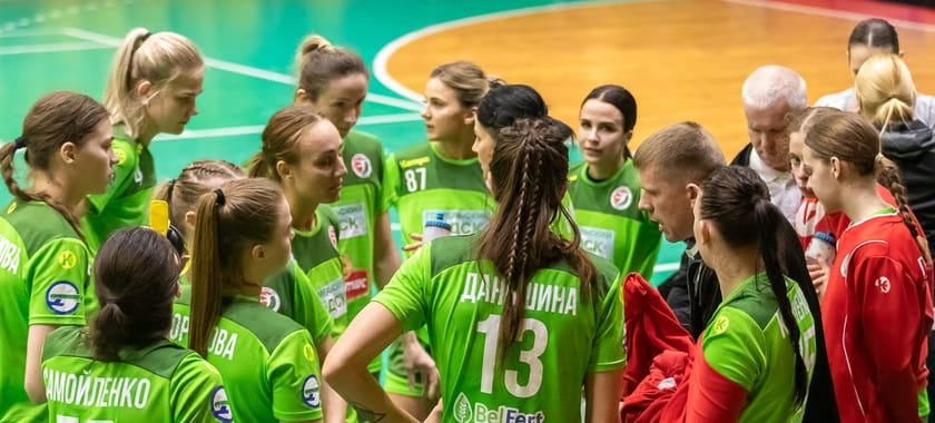 Беларусь. "Гомель" дома оказался сильнее БНТУ-БелАЗ благодаря 16 голам Даньшиной и Самойленко. После первого тайма была ничья