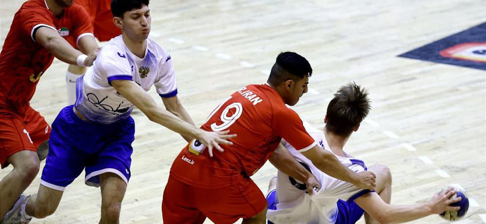 Товарищеский матч. В Тегеране в первой игре серии из трёх матчей между молодёжными сборными России и Ирана хозяева победили в один мяч