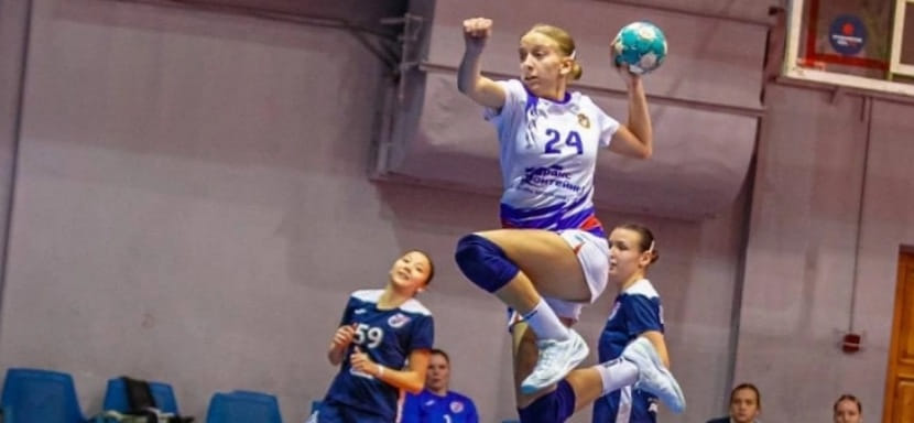 Olimpbet Суперлига. ПГК ЦСКА расспросил дебютантку основной команды Юлию Зюрину, забросившую 2 мяча в Ижевске: "Вышла на площадку, и волнение ушло"