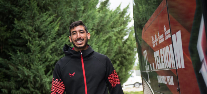 Лига чемпионов. Египтянин Омар Яхья — самый ценный игрок стартового тура. Его десять голов помогли "Веспрему" победить "ПСЖ"