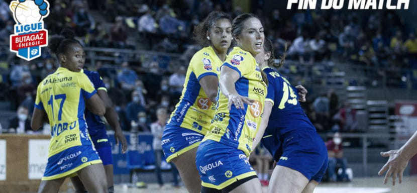 Франция. В единственном матче дня лидирующий "Мец" разгромил "Сен-Аман"