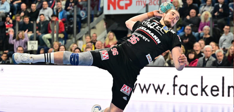 Бундеслига. Трансферный слух. 26-летний линейный "Эрлангена" Тим Цехель продолжит карьеру в "Магдебурге"