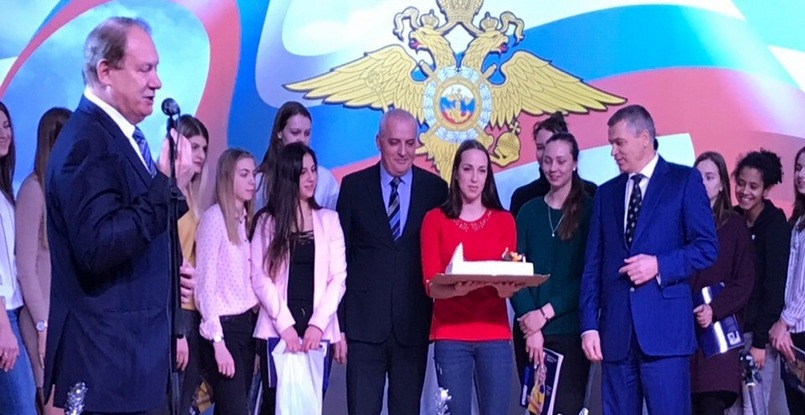 Гандболисток "Динамо-Синары" чествовали в главном управлении МВД по Волгоградской области