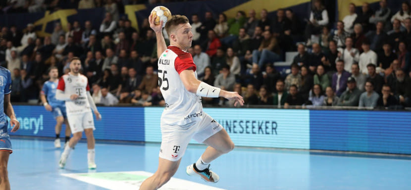 Венгрия. 12 мячей Косоротова и Вайлупова помогли "Веспрему" разгромить "Эгер" в матче 18-го тура мужского чемпионата