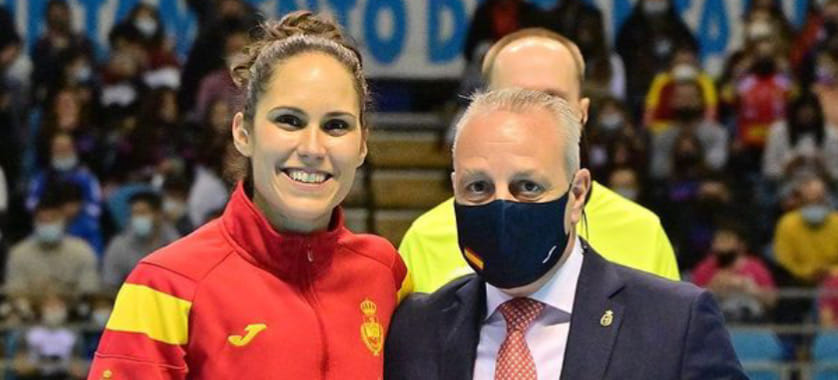 Испания. Матч с венгерками стал сотым в составе национальной команды для правой полусредней Миреи Гонсалес