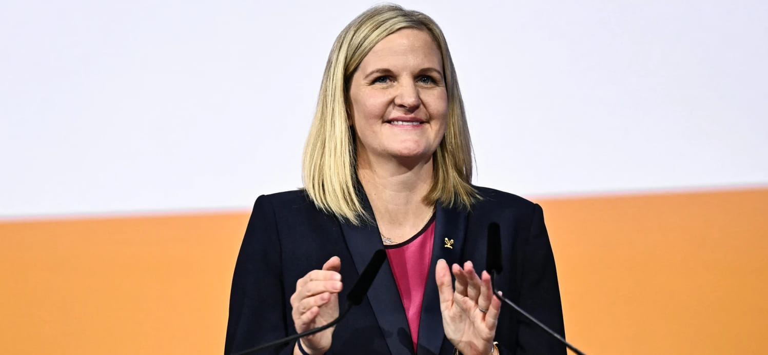 Он не МОК поступить иначе. Томас Бах ушёл, чего ждать России от Кирсти Ковентри?