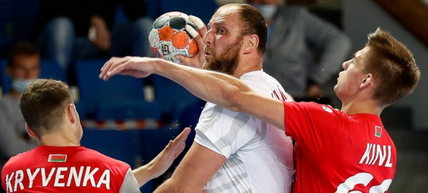 "Ростов-Дон" объявил о подписании контракта с 37-летним левым полусредним Никитой Самарским. Последним его клубом был "Каустик"