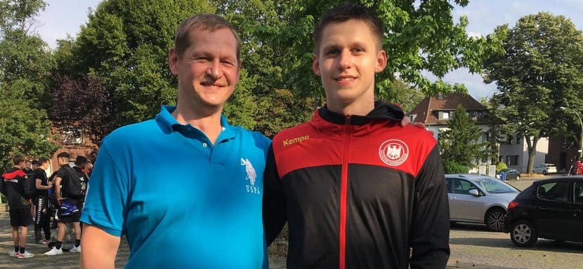 За основу "Берлина" дебютировал белорус: 19 лет, играет в немецкой "молодежке", отец — гандболист