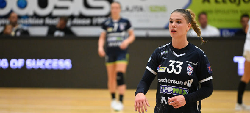 Венгрия. "Мошонмадьяровар" обыграл "Бекешчабу" с разницей 9 мячей в единственном матче дня, хотя по ходу второго тайма уступал