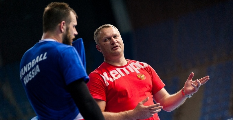 Главный тренер сборной России Эдуард Кокшаров: "Уверен, на "Европе" у ребят будет другая мотивация, да и время кое-что поправить еще есть"