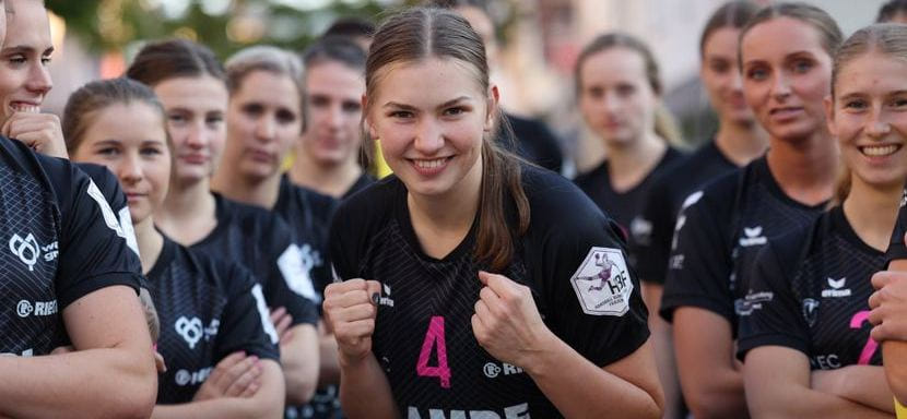 Женская бундеслига. Лучший бомбардир чемпионата Европы (U-19) австрийка Катарина Панджа продлила контракт с "Метцингеном"