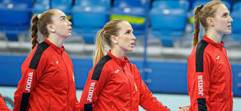 Intersport Cup. Сборная России неудачно провела второй матч на турнире в Бергене. Команда Людмилы Бодниевой уступила нидерландкам