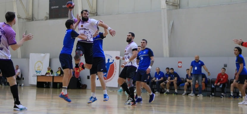 Olimpbet Суперлига. В единственном матче воскресенья "Чеховские медведи" во второй раз в сезоне встретятся с уфимским "Акбузатом"