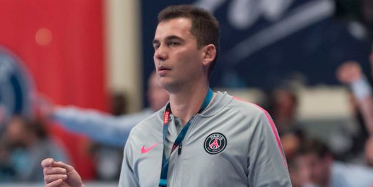 Лига чемпионов. Рауль Гонсалес о матче против "Фленсбурга": "Мы перестроили защиту в перерыве. Думаю, именно это помогло победить"