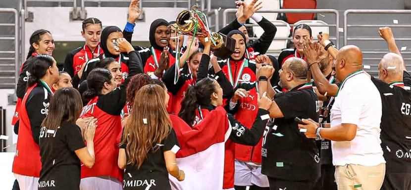 Сборная Египта впервые в своей истории выиграла женский молодёжный чемпионат Африки (U-19). Команда Анголы — третья