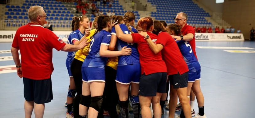 Чемпионат Европы (U-17). Яркая российская премьера: первый разгром — строго по расписанию