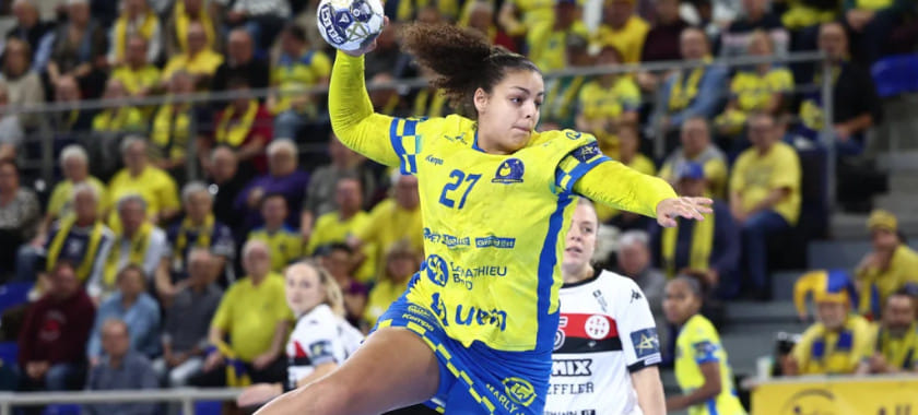 "Мец" разобрался с "Дебреценом", "Икаст" в гостях справился с "Подравкой" в матчах восьмого тура женской Лиги чемпионов